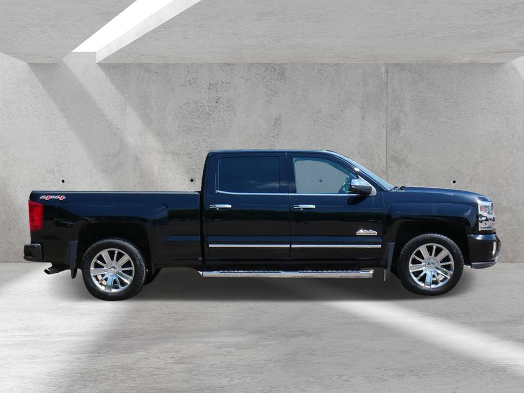 Used 2017 Chevrolet Silverado 1500 High Country AWD/4WD image 2