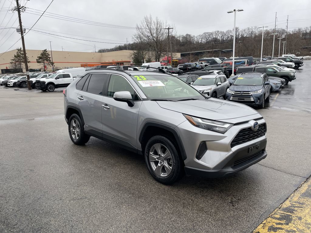 Used 2023 Toyota RAV4 XLE w/ Convenience Package image 6