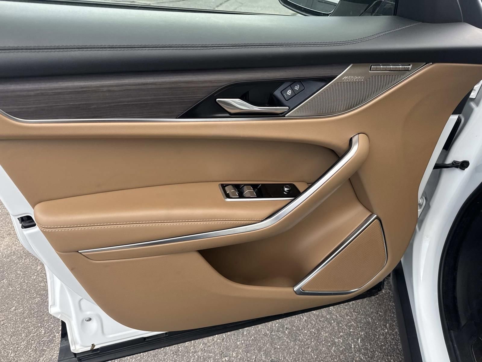 Used 2022 Jaguar F-PACE S image 19