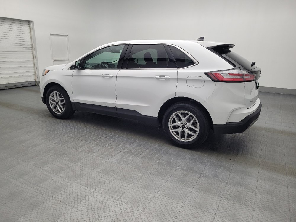 Used 2024 Ford Edge SEL image 3