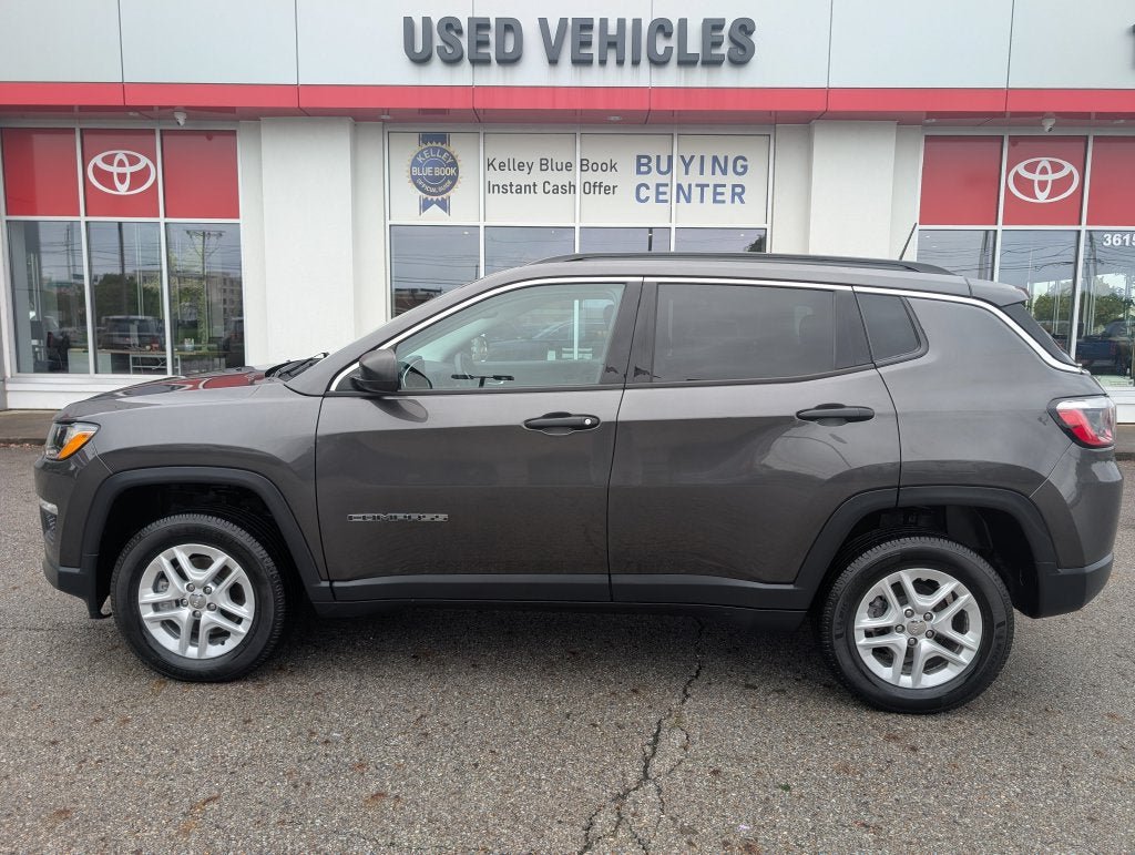 Used 2021 Jeep Compass Sport w/ Cold Weather Group AWD/4WD image 4