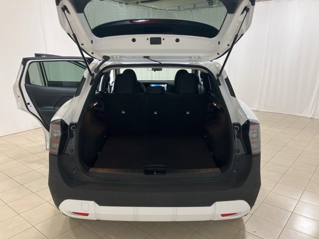 Used 2025 Nissan Kicks SV image 20