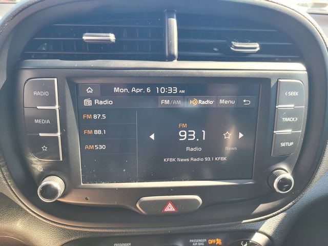 Used 2025 Kia Soul LX w/ LX Technology Package image 22