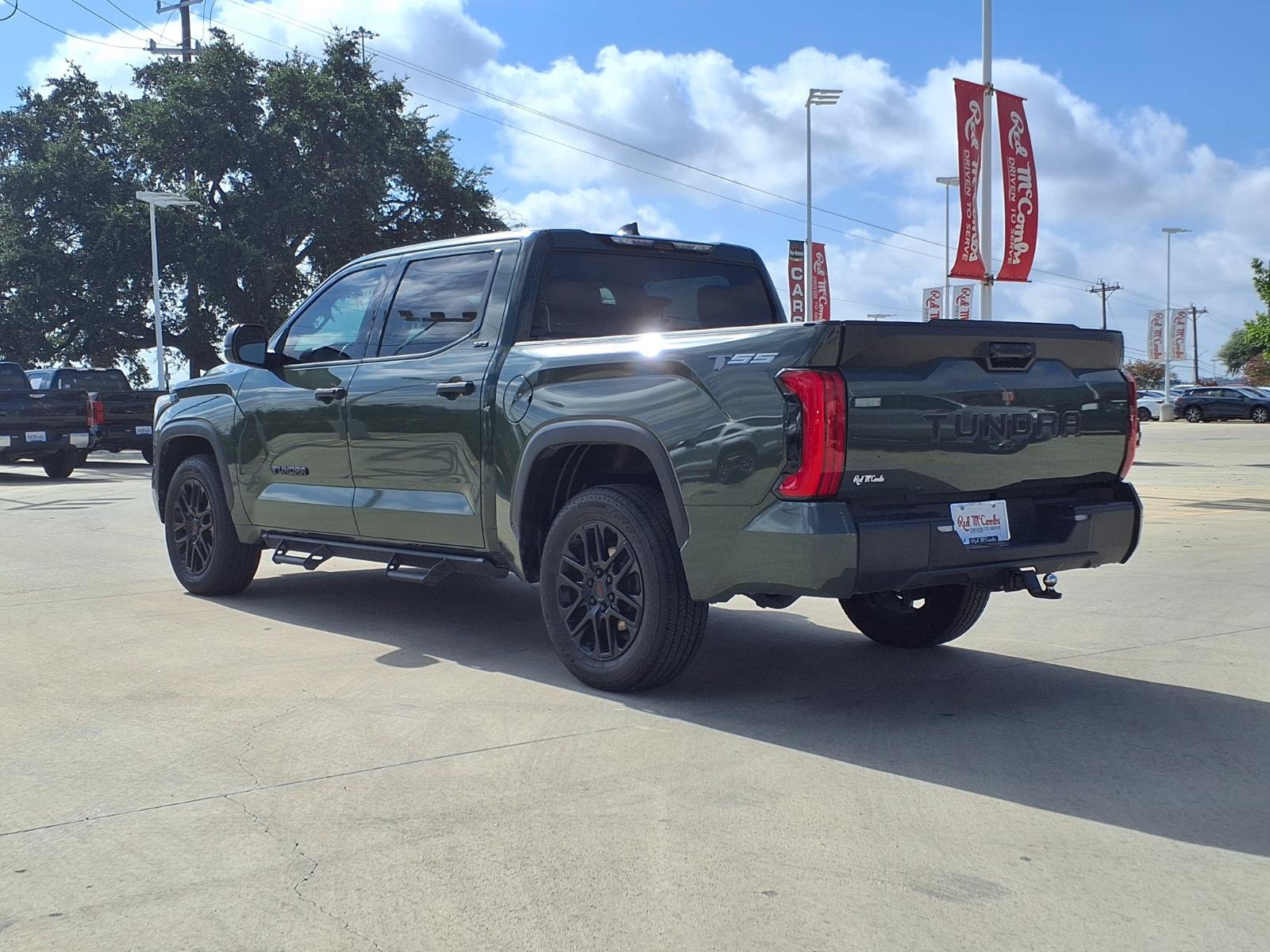 Used 2022 Toyota Tundra SR5 RWD image 5