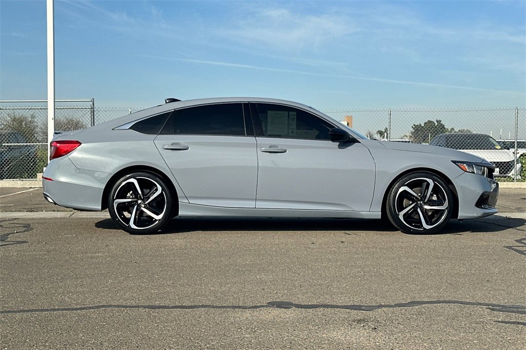 Used 2021 Honda Accord Sport image 3