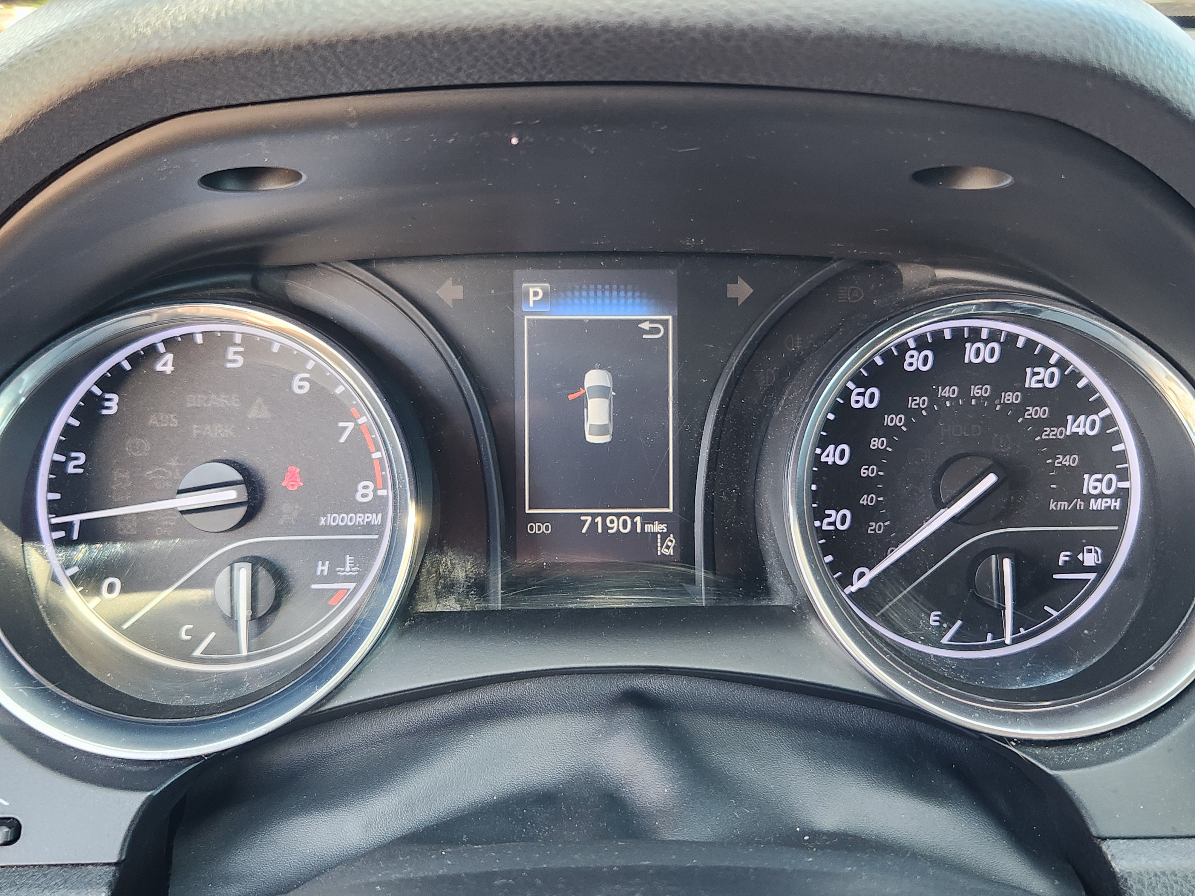 Used 2019 Toyota Camry LE FWD image 11