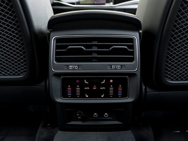 New 2026 Audi SQ8 Prestige AWD/4WD image 31