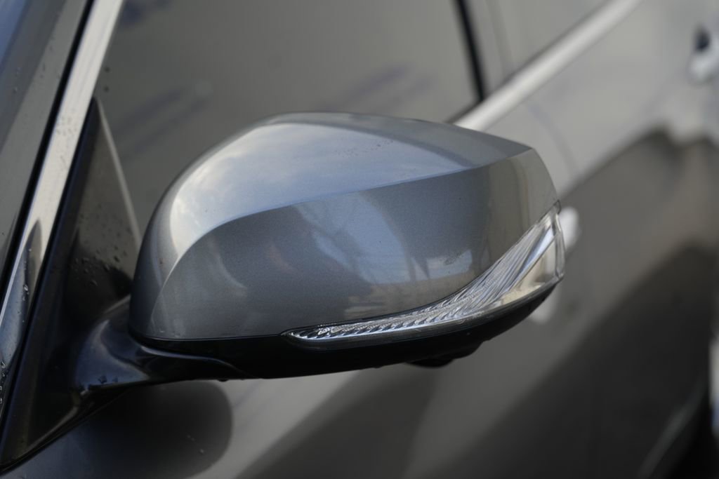 Used 2015 INFINITI Q70 L 3.7 RWD image 12