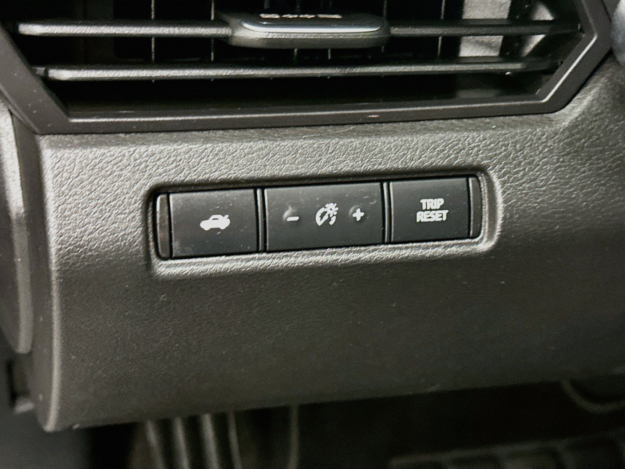 Used 2023 Nissan Altima 2.5 SV FWD image 17