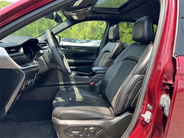 Used 2023 Jeep Grand Cherokee Altitude image 15