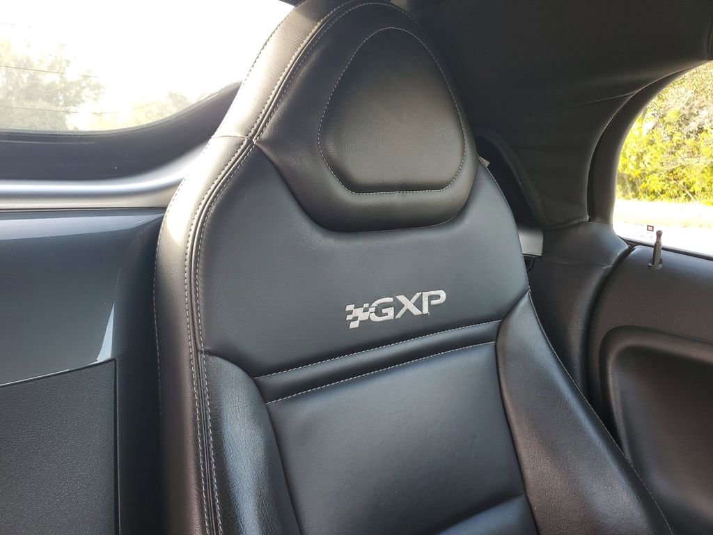 Used 2008 Pontiac Solstice GXP w/ Premium Package image 14