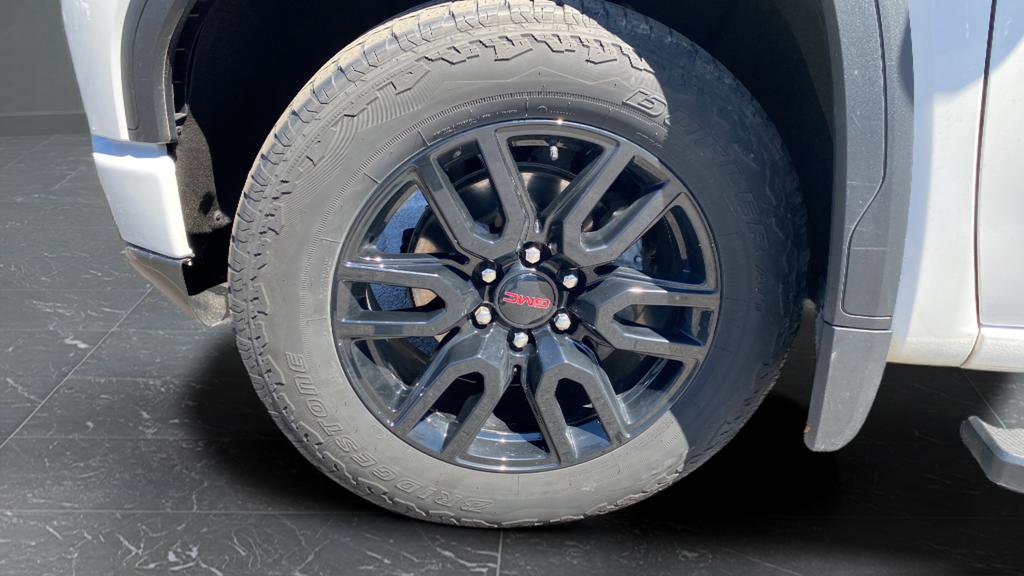 Used 2024 GMC Sierra 1500 Elevation w/ Elevation Premium Package AWD/4WD image 39