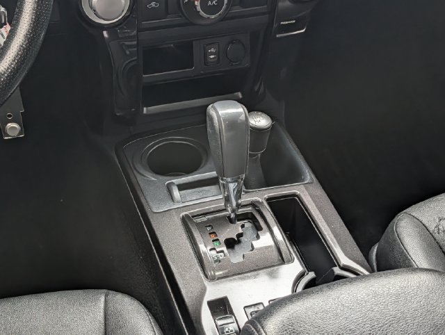 Used 2015 Toyota 4Runner Trail Premium AWD/4WD image 14