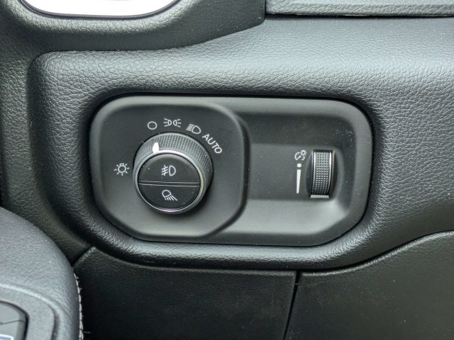 New 2026 RAM 3500 Big Horn AWD/4WD image 27