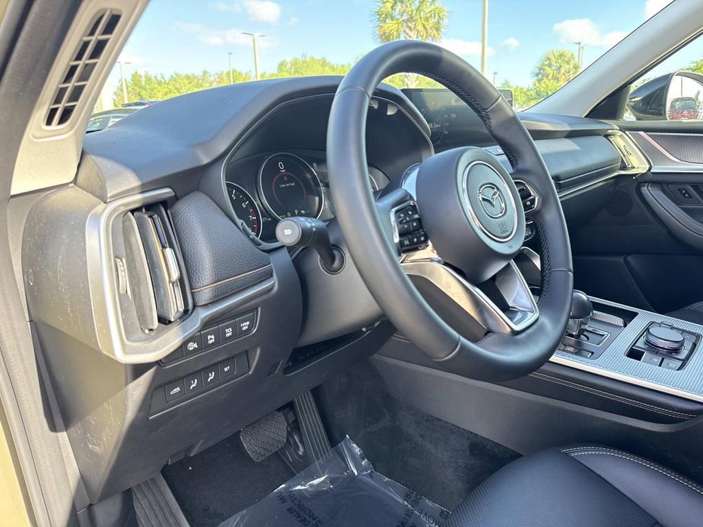 Certified 2026 MAZDA CX-70 3.3 Turbo w/ Preferred Package image 28