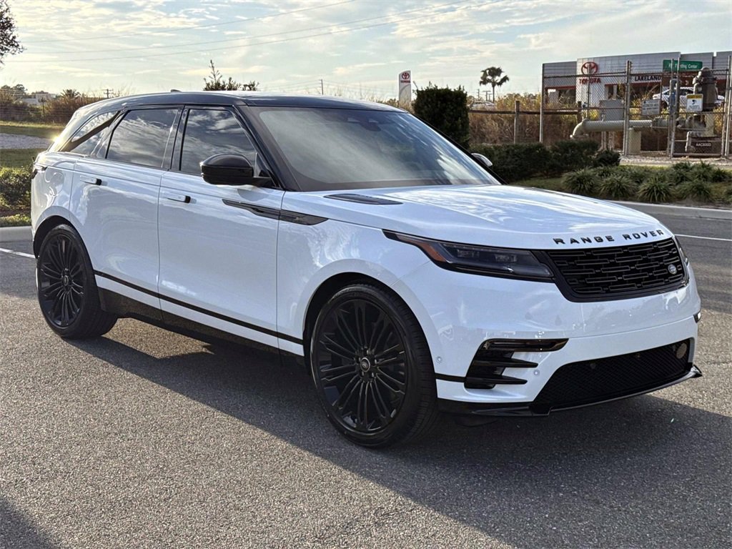 New 2026 Land Rover Range Rover Velar Dynamic SE image 6