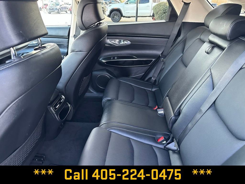 Used 2025 Genesis GV70 2.5T image 11