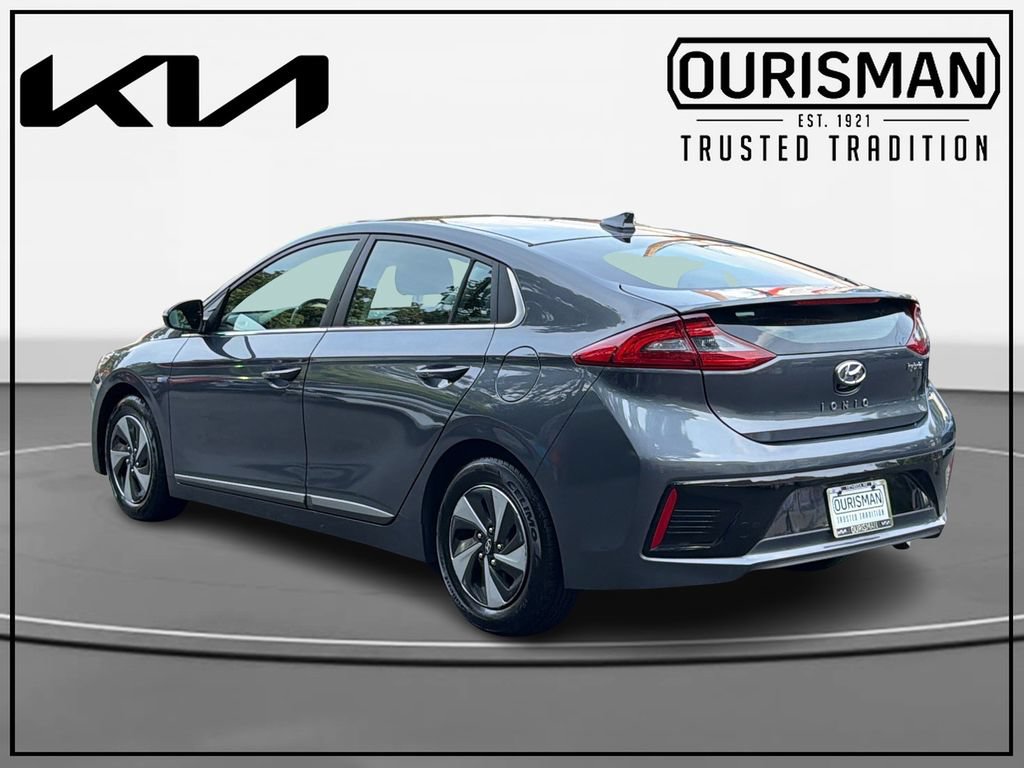 Used 2019 Hyundai Ioniq SEL FWD image 3