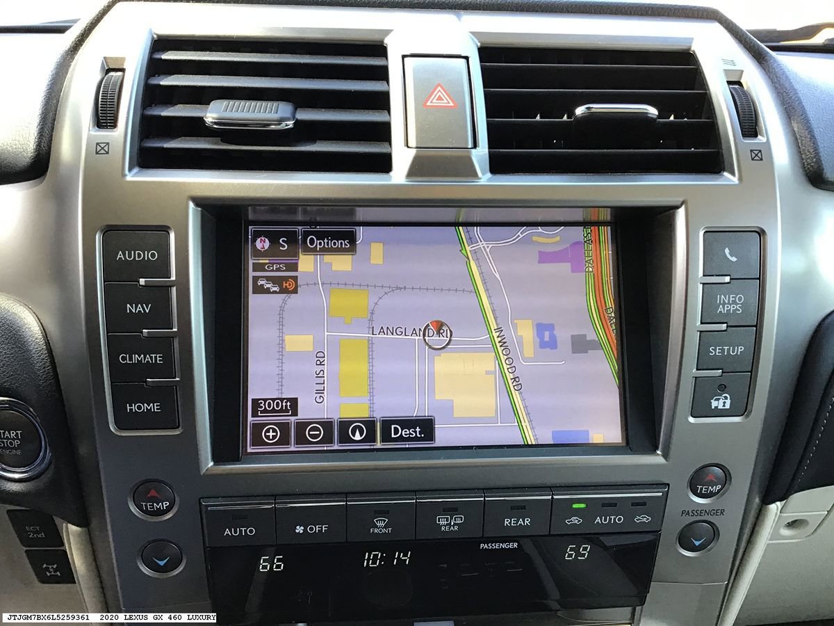 Used 2020 Lexus GX 460 Luxury w/ Accessory Package AWD/4WD image 17