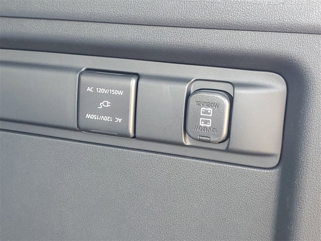 Used 2025 MAZDA CX-70 Plug-In Hybrid w/ Premium Plus image 9