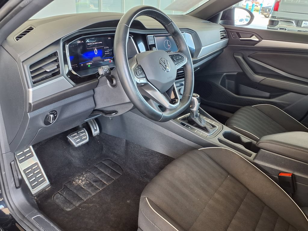 Used 2023 Volkswagen Jetta Sport FWD image 18