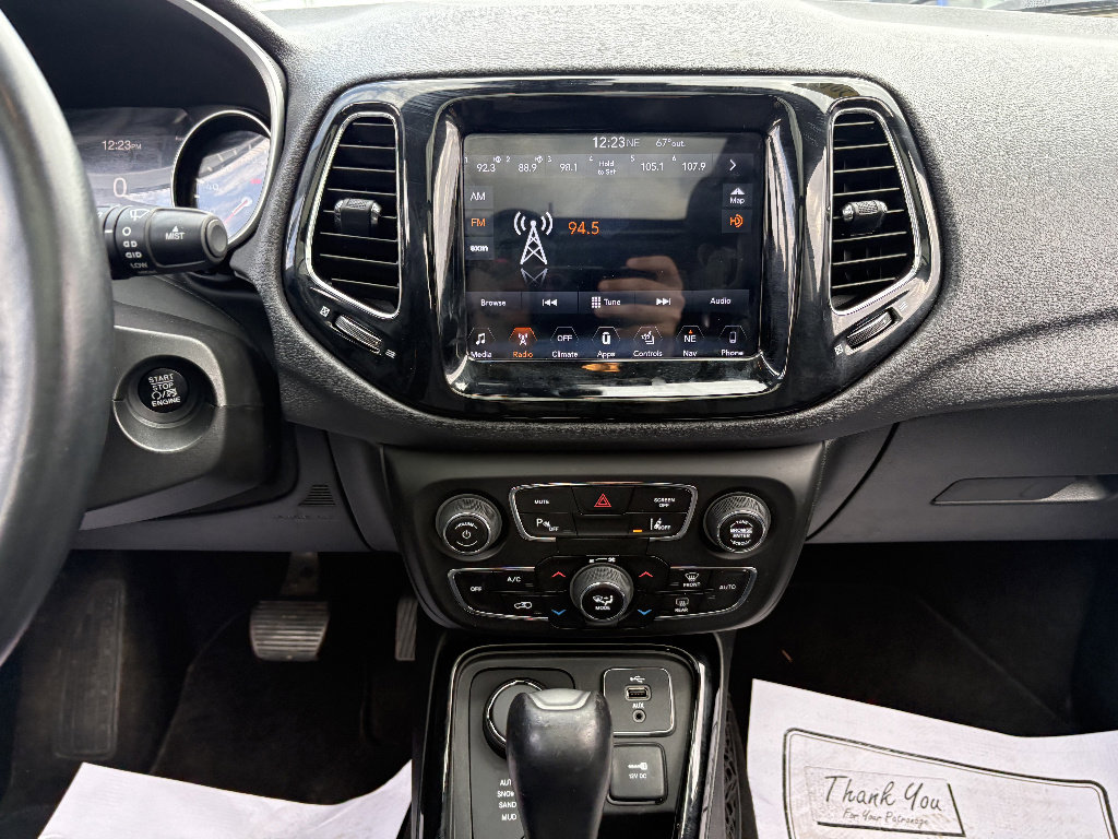 Used 2018 Jeep Compass Limited w/ Navigation Group image 26