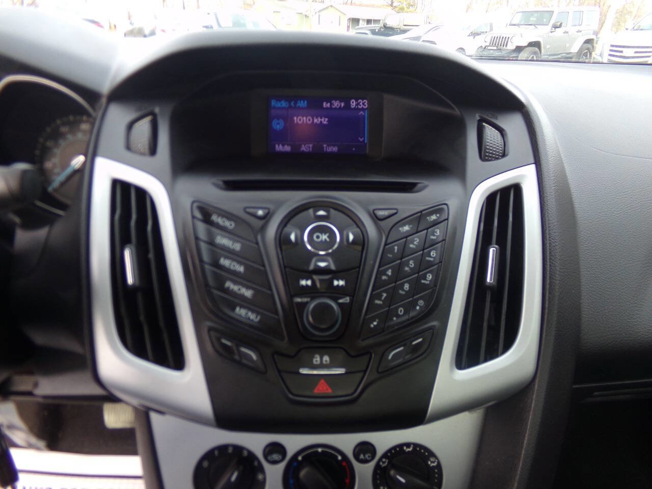 Used 2013 Ford Focus SE image 20