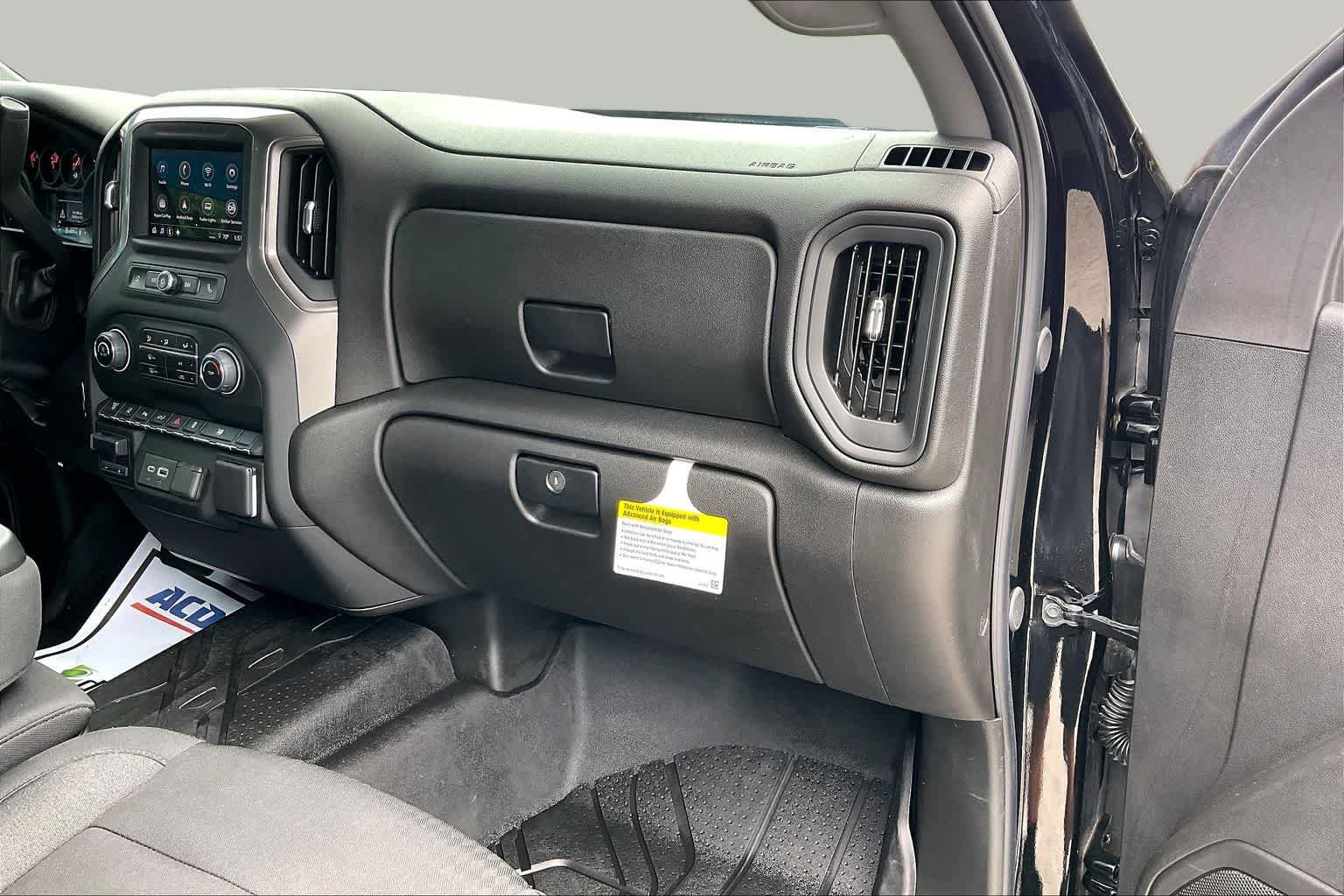 Used 2025 Chevrolet Silverado 2500 Custom w/ Custom Value Package AWD/4WD image 18
