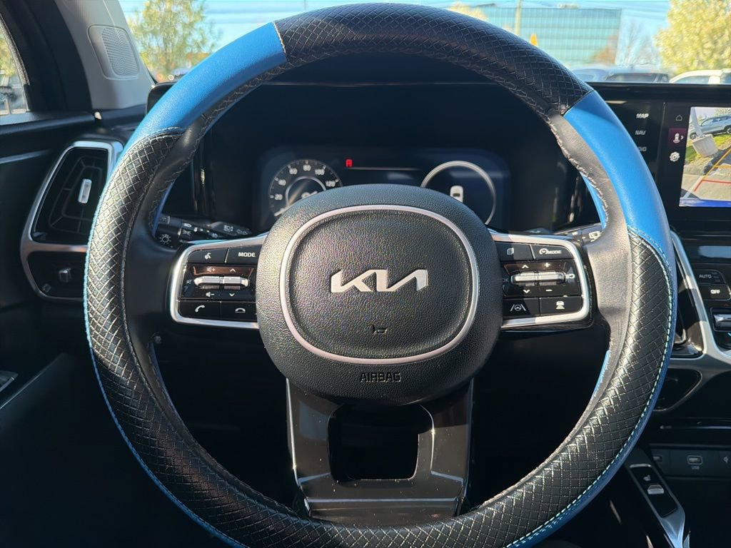 Certified 2023 Kia Sorento SX AWD/4WD image 35