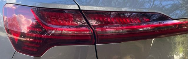 Used 2021 Audi e-tron Premium w/ Convenience Plus Package image 9