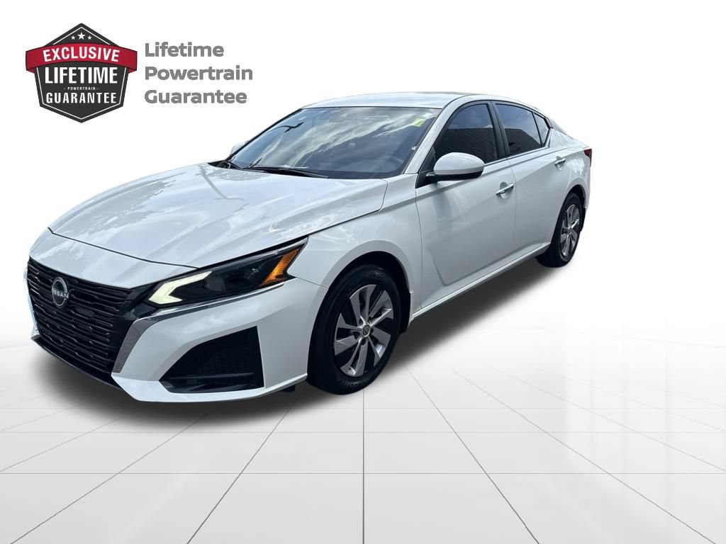 Certified 2023 Nissan Altima 2.5 S FWD image 1