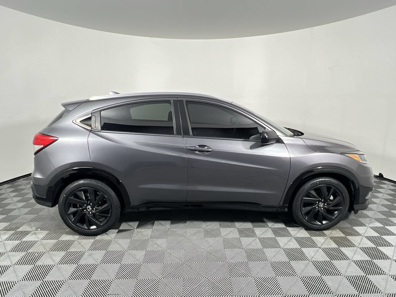 Used 2022 Honda HR-V Sport image 2