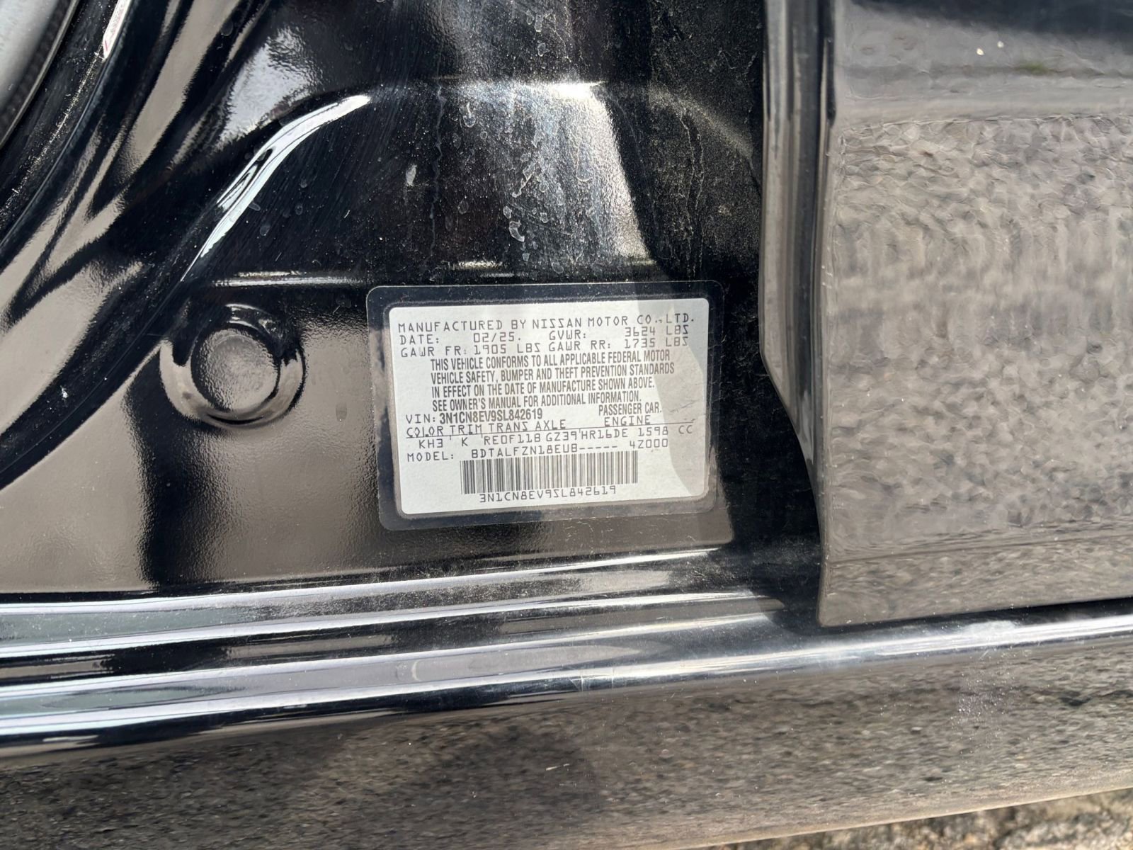 Used 2025 Nissan Versa SV FWD image 23