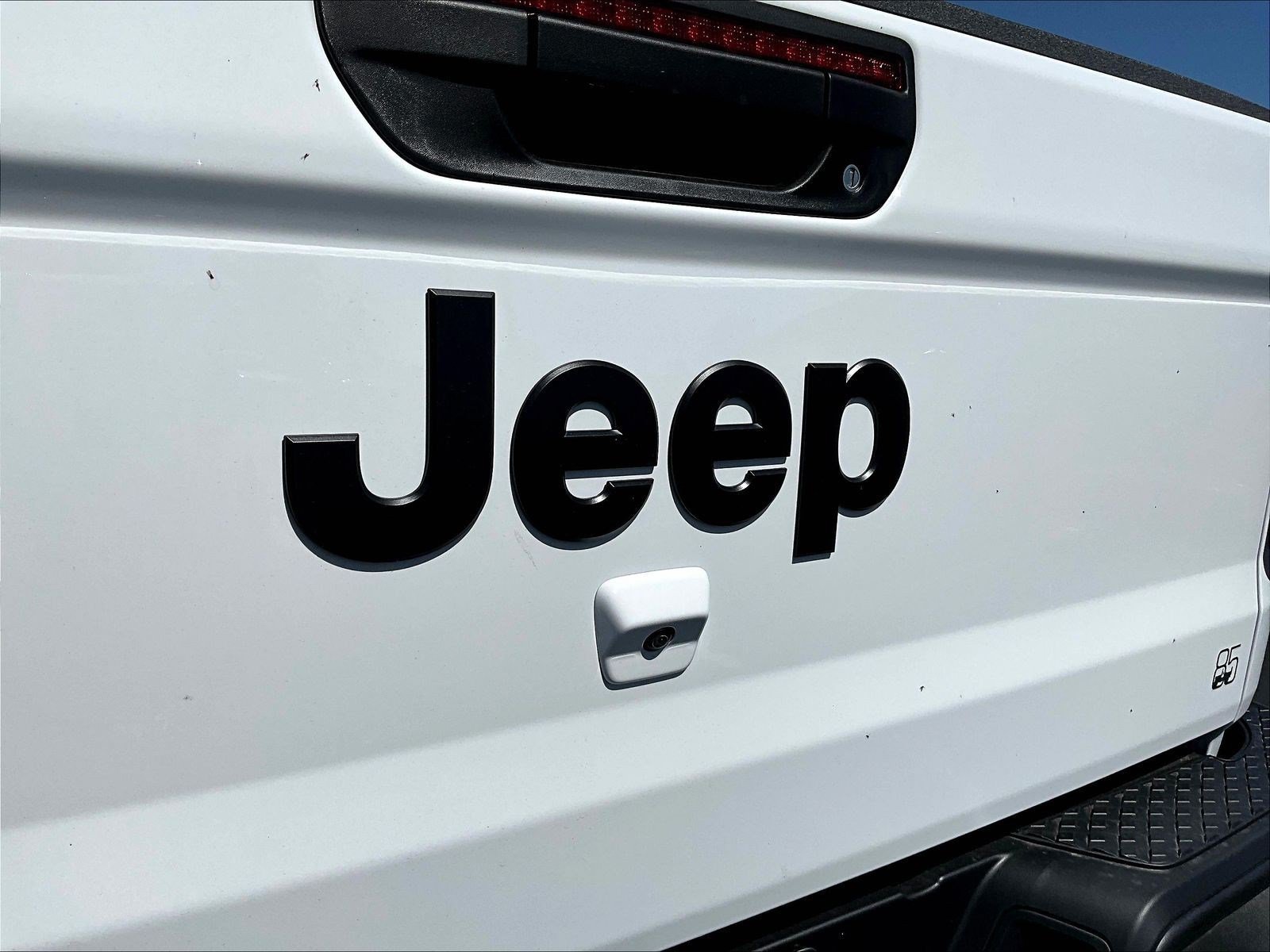 New 2026 Jeep Gladiator Sport AWD/4WD image 13