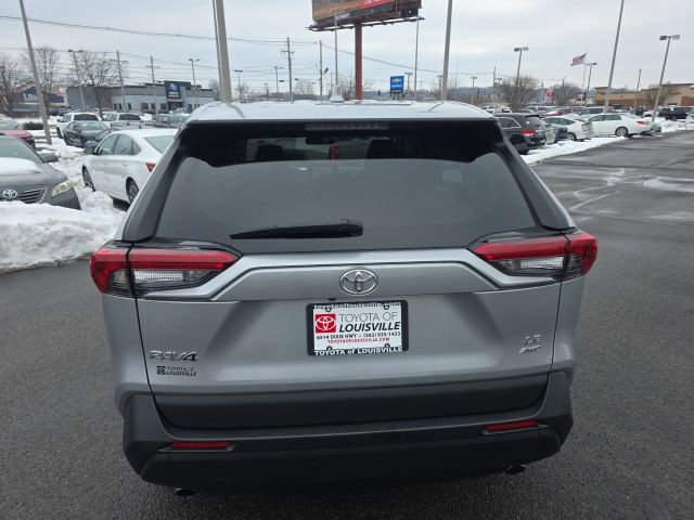 Used 2024 Toyota RAV4 LE image 5
