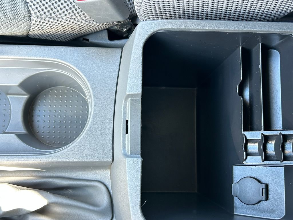 Used 2019 Nissan Frontier SV image 27