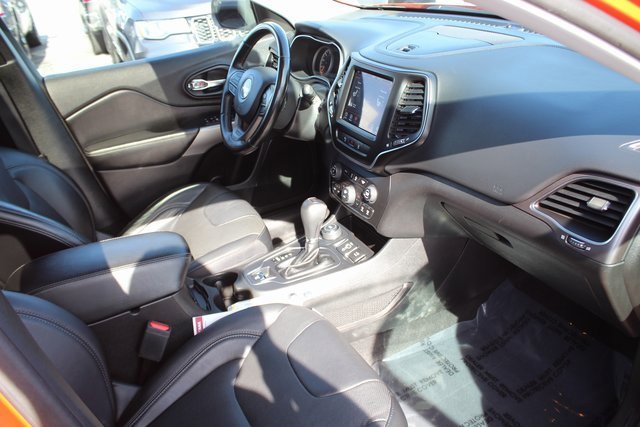 Used 2021 Jeep Cherokee Latitude Lux w/ Sun & Sound Group image 34