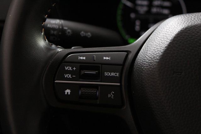 Used 2025 Honda CR-V Sport image 17