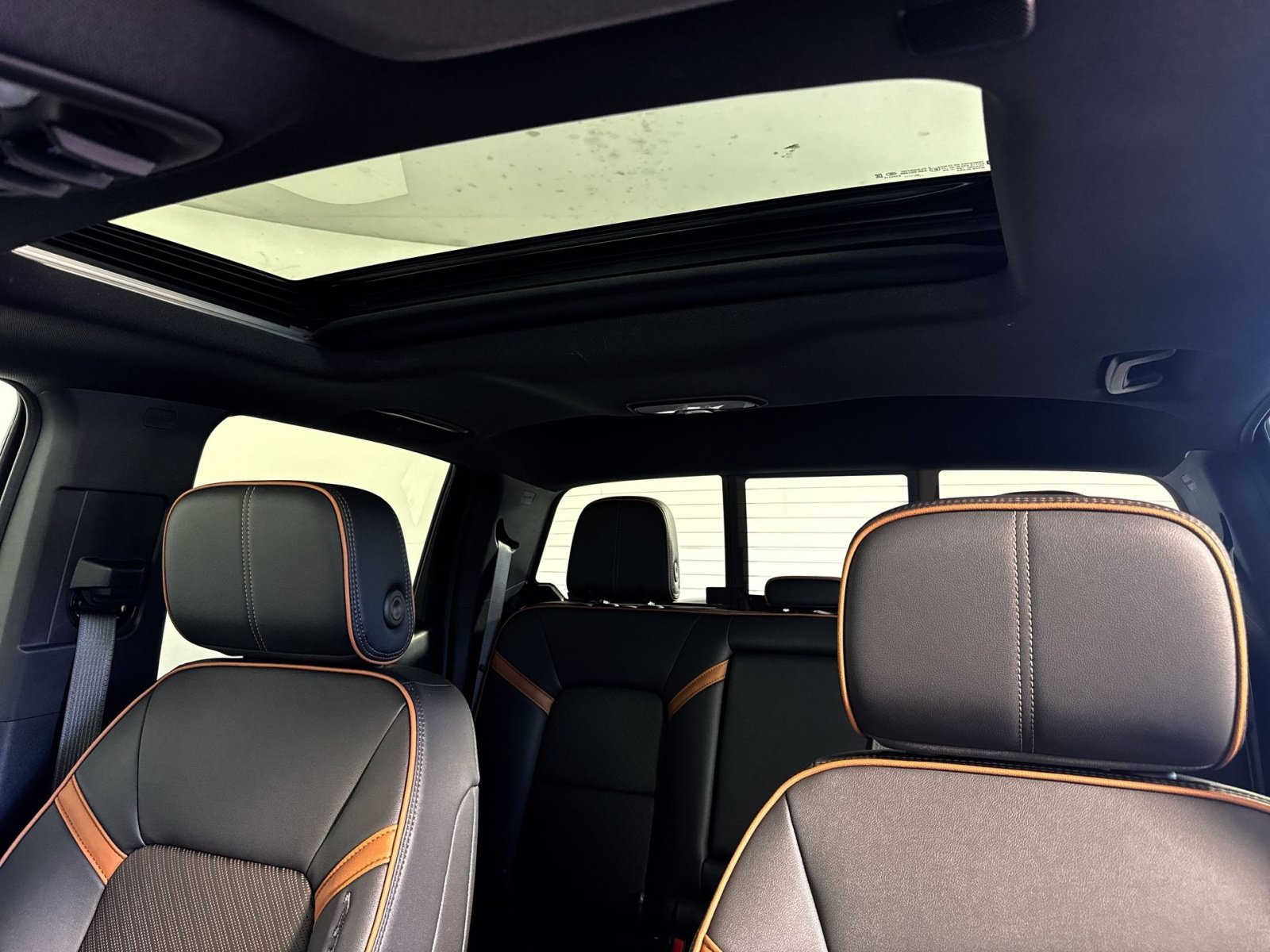 New 2026 GMC Canyon AT4 w/ Technology Plus Package AWD/4WD image 24