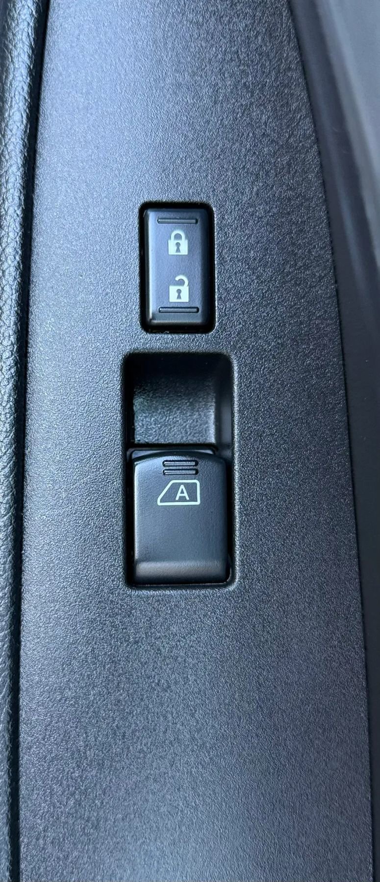 Used 2011 INFINITI G37 x Sedan w/ Premium Pkg image 35