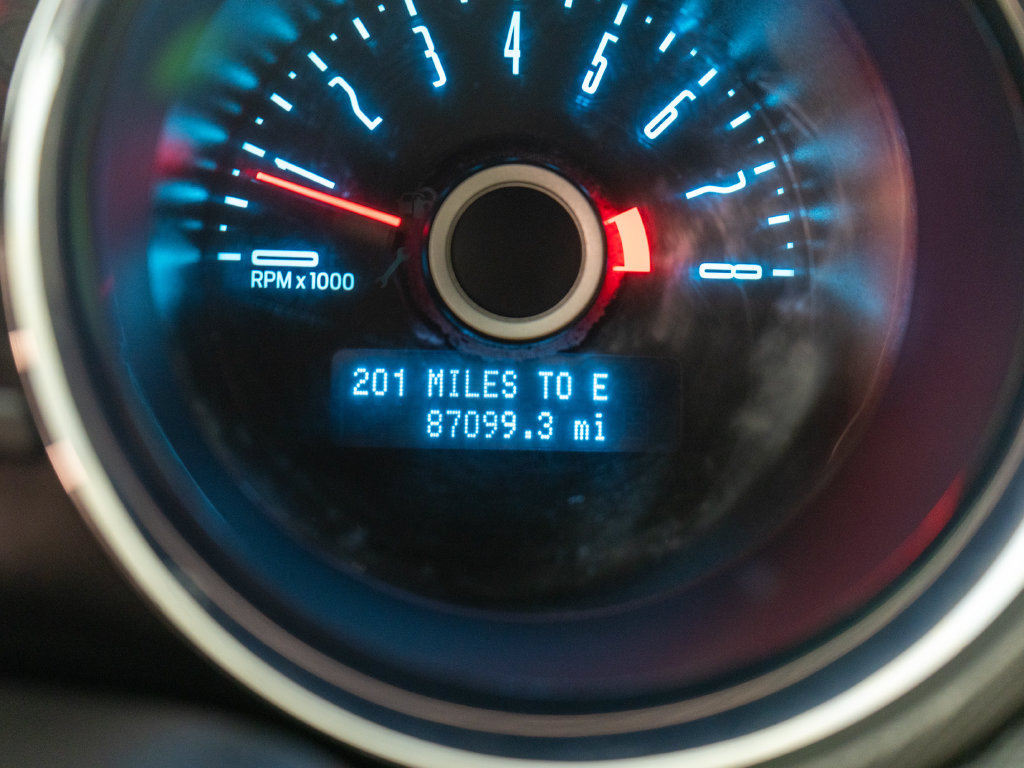 Used 2014 Ford Mustang GT RWD image 16