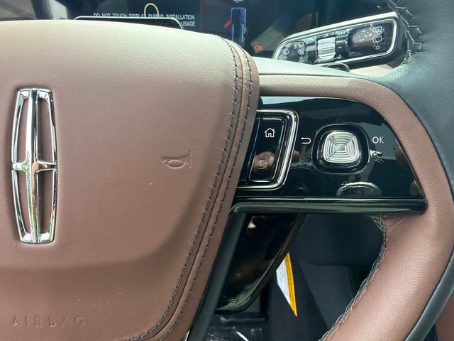 New 2026 Lincoln Aviator Reserve w/ Jet Appearance Package AWD/4WD image 33