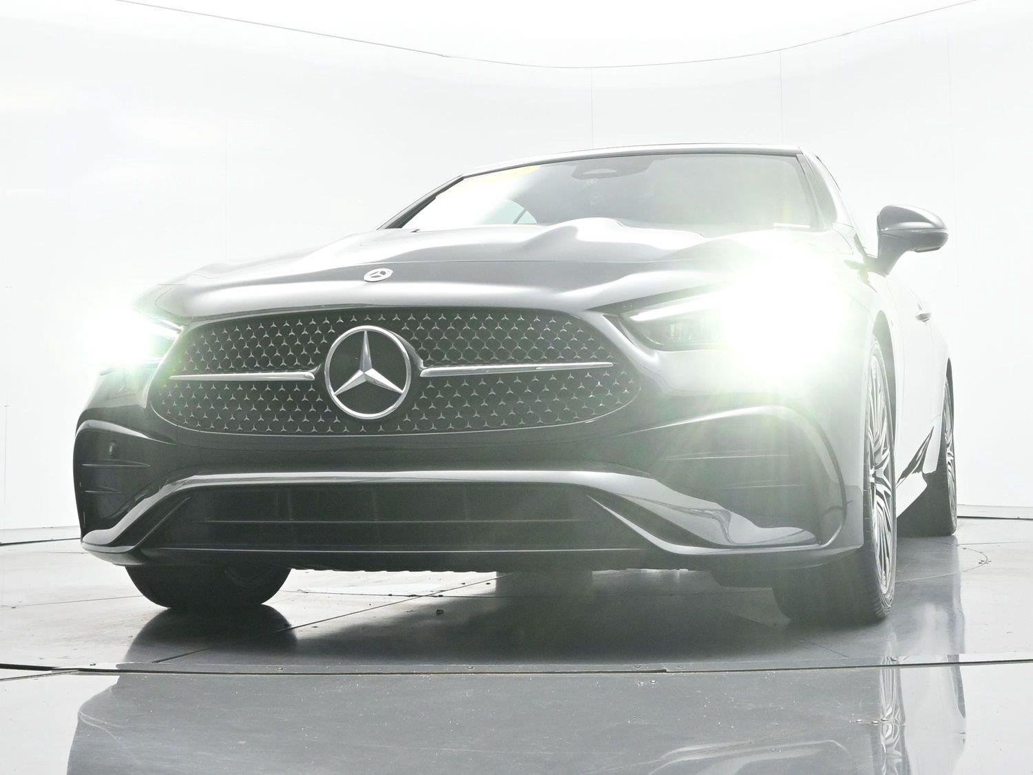 Used 2026 Mercedes-Benz CLE 300 4MATIC Cabriolet image 39