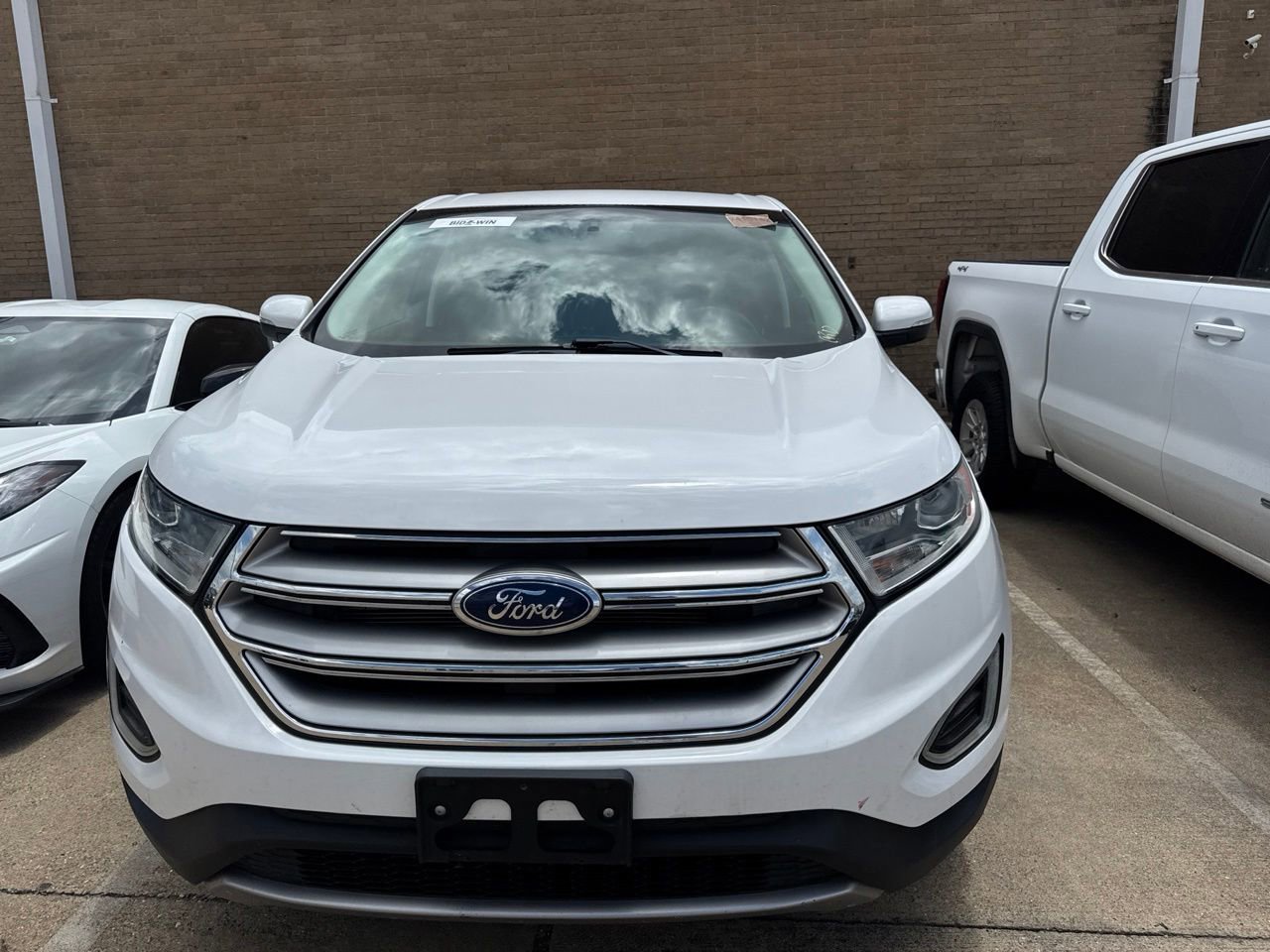 Used 2018 Ford Edge SEL FWD image 2