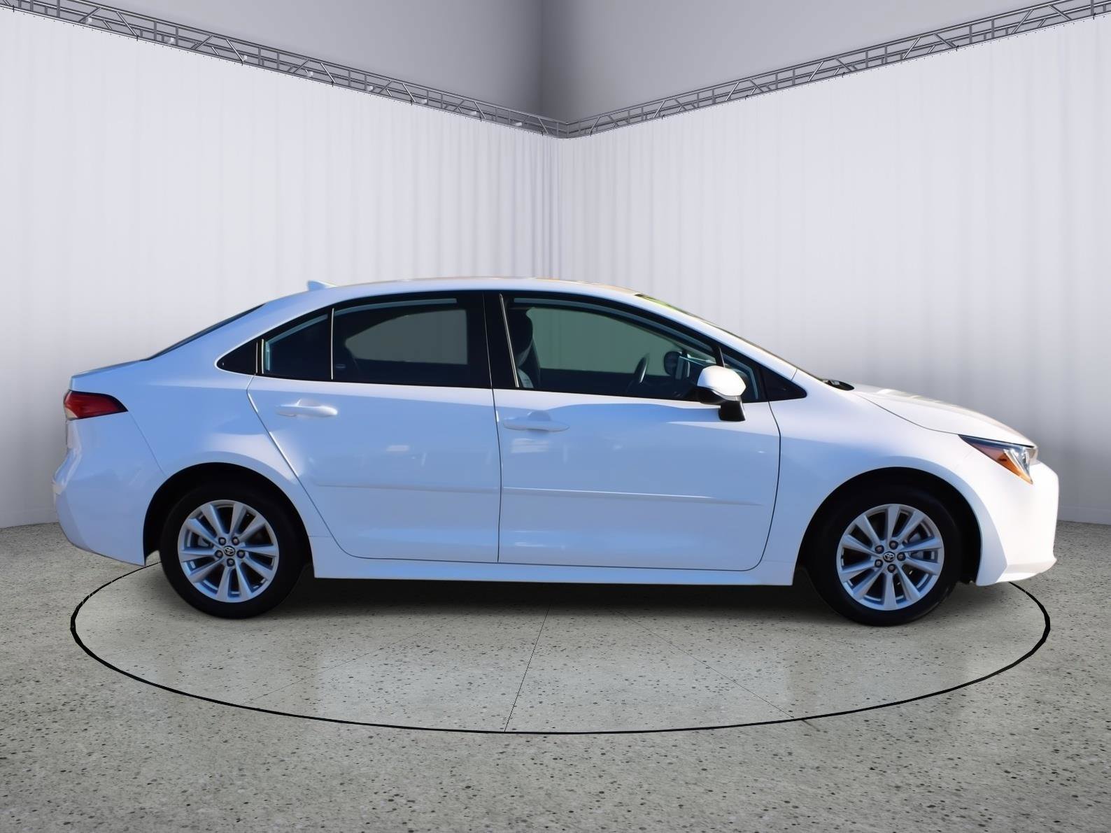 Certified 2024 Toyota Corolla LE image 10