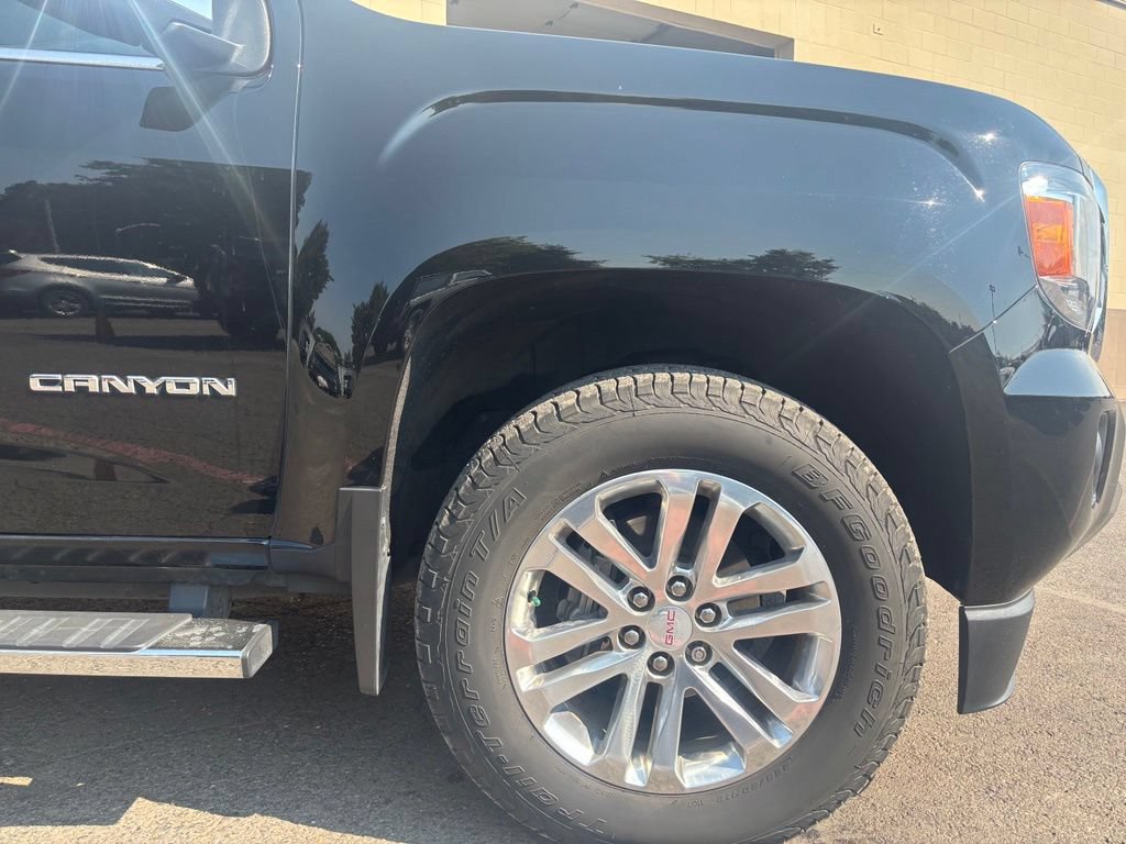 Used 2017 GMC Canyon SLT w/ Driver Alert Package AWD/4WD image 2