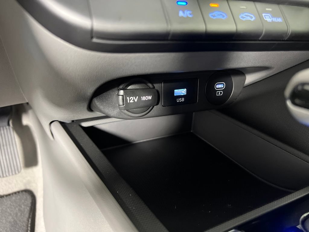 New 2026 Hyundai Elantra SE FWD image 22