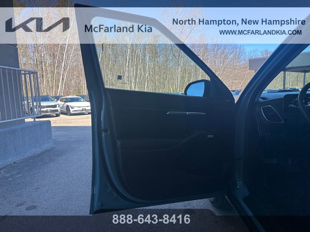 Used 2024 Kia Seltos SX image 11