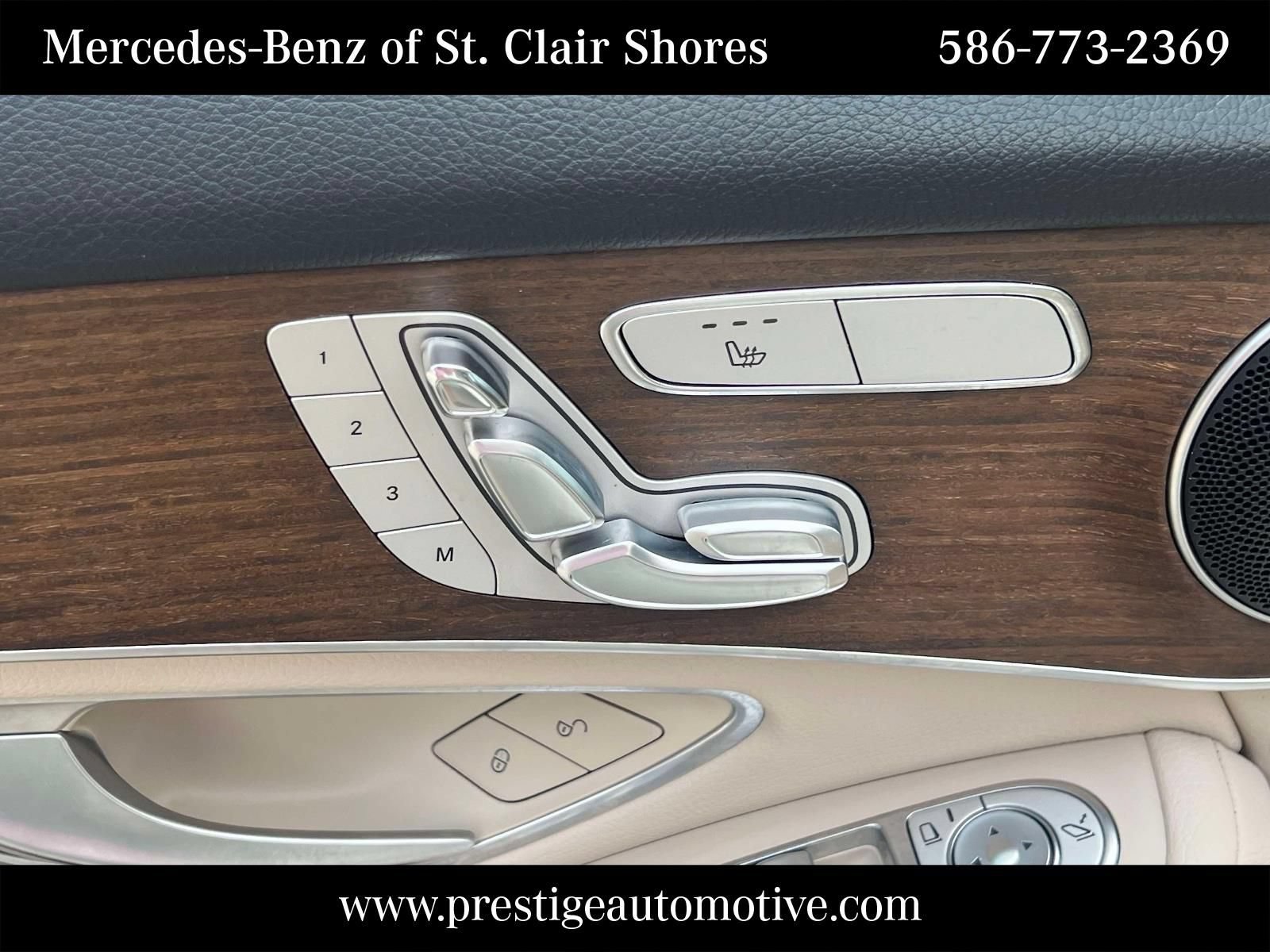 Used 2021 Mercedes-Benz GLC 300 4MATIC image 16