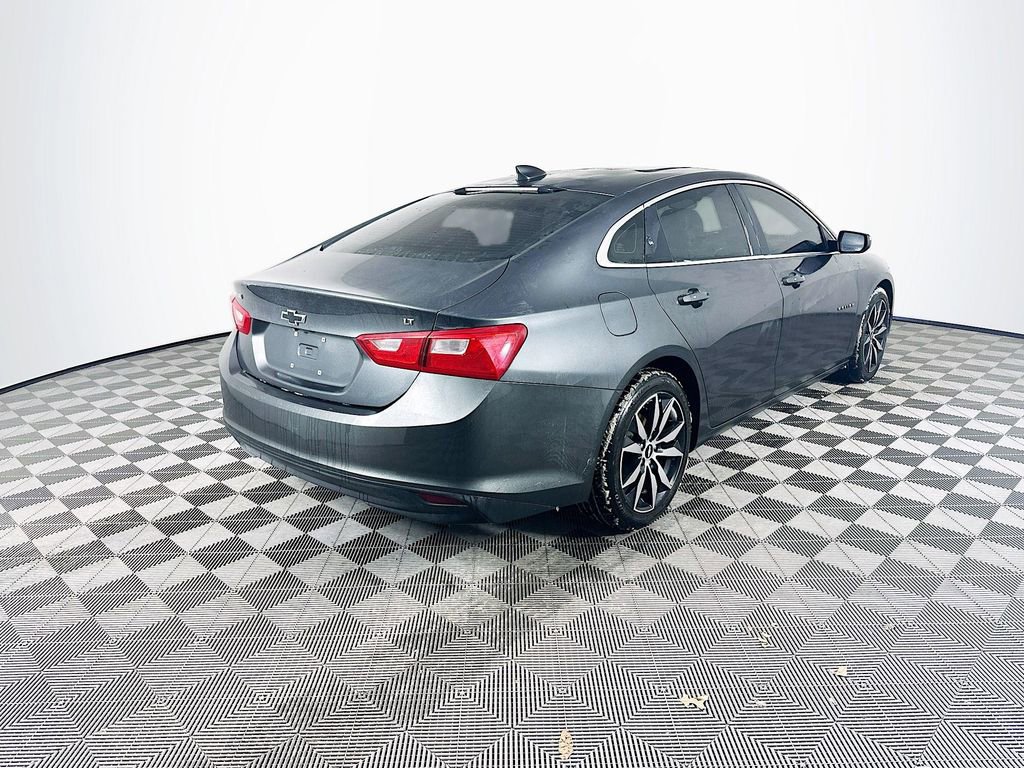 Used 2016 Chevrolet Malibu LT w/ Leather Package image 10